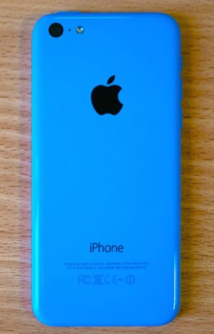 U.S. Goverment Hacks into iPhone without Apple’s help